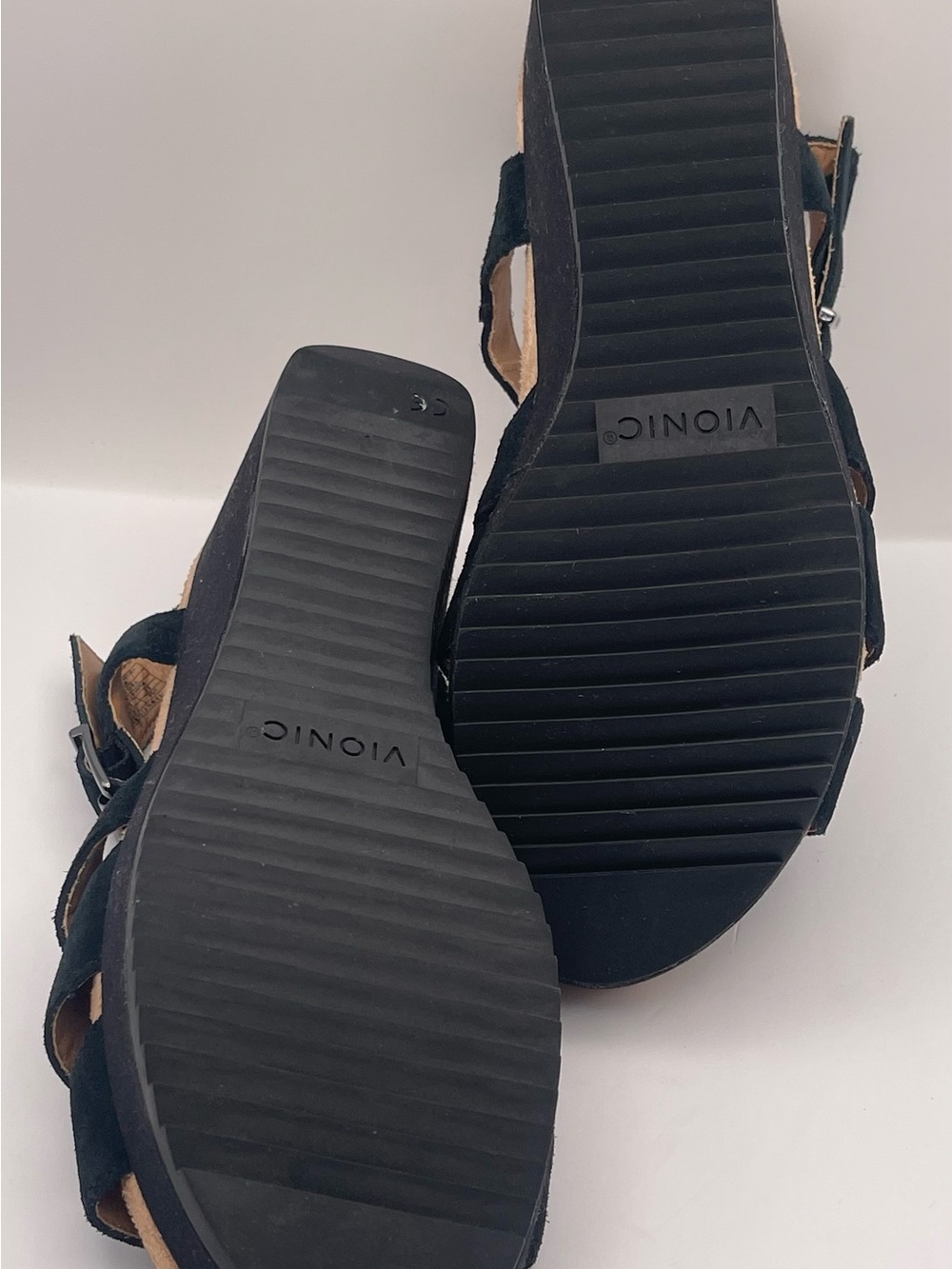 Vionic Black Suede Comfort T-Strap Platform Sandals with Adjustable Buckle - Picture 7 of 8